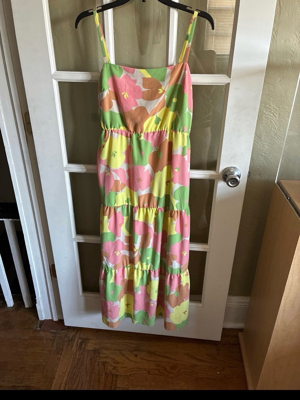 Sanctuary Maxi Dress Large. Sleeveless Floral Tiered Dress - Pink & Green